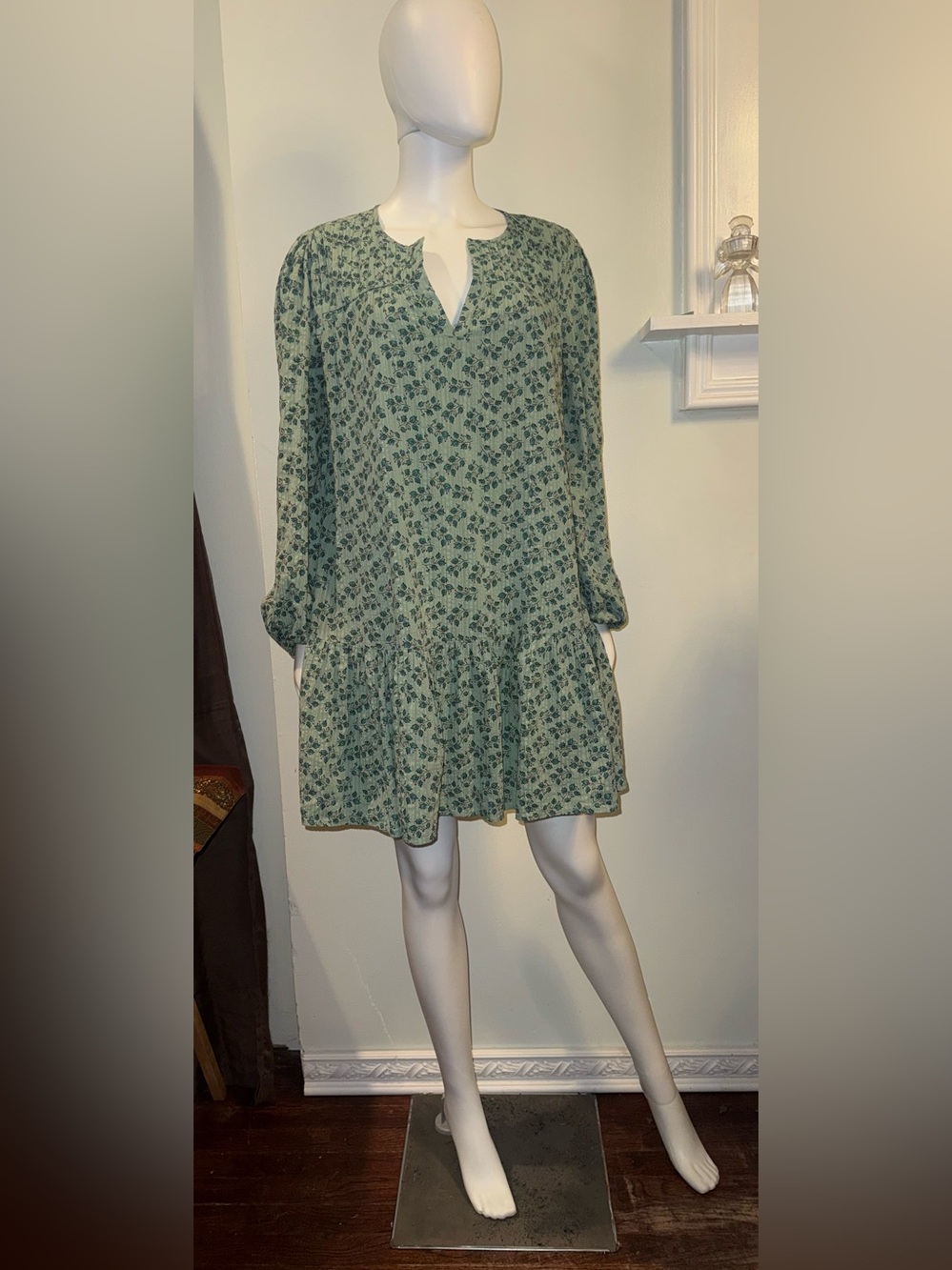 LOFT Sage Green Floral V‑Notch Mini Dress